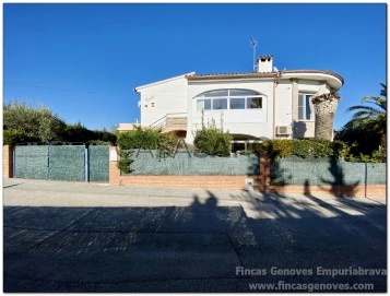 Casa 4 habitaciónes, Duplex