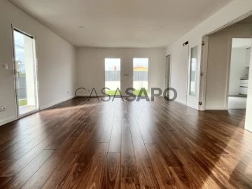 House 3 Bedrooms Triplex