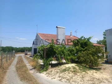 Farm Land 3 Bedrooms