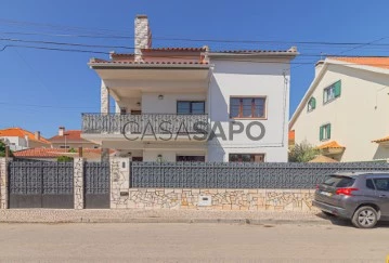 Detached House 4 Bedrooms