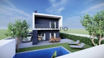 Detached House 4 Bedrooms Triplex