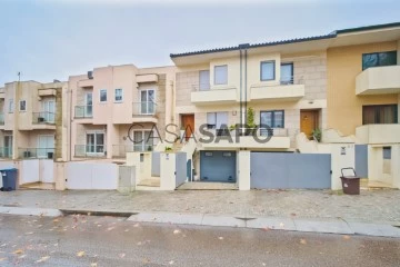 Semi-Detached House 3 Bedrooms