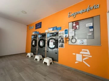 Laundrette / Dry Cleaner