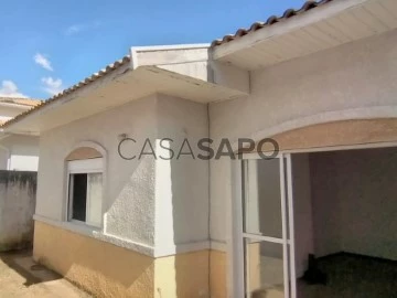 Casa em condomínio T3