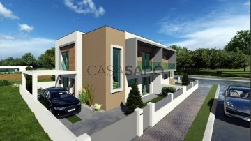 House 4 Bedrooms