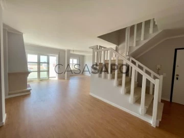 Apartment 3 Bedrooms Triplex