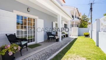 Semi-Detached House 5 Bedrooms