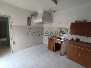 Casa antigua 3 hab. + 2 hab. Auxiliares, Duplex