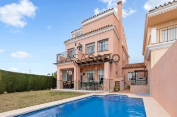 Villa 4 Bedrooms Triplex