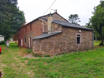 Casa de poble 4 habitacióes, Duplex