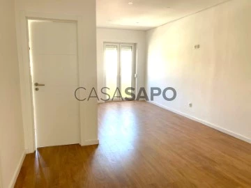 Apartment 1 Bedroom Duplex