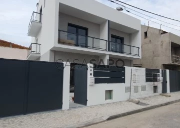 Vivienda pareada 3 habitaciones, Triplex