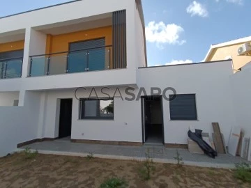 Pareado 3 habitaciones, Triplex