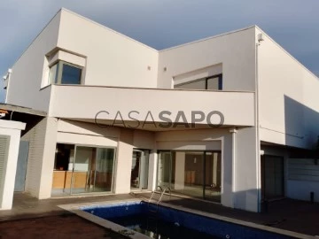 Casa em condomínio T3