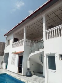 Casa em condomínio T3+1