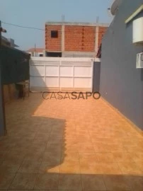 Casa em condomínio T2+1