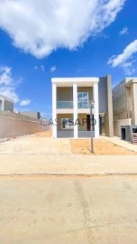 House 3 Bedrooms Duplex