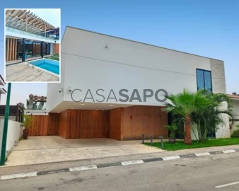 Casa em condomínio T6