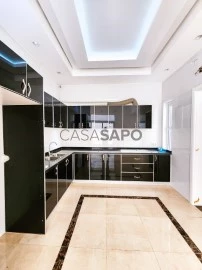 Casa em condomínio T3