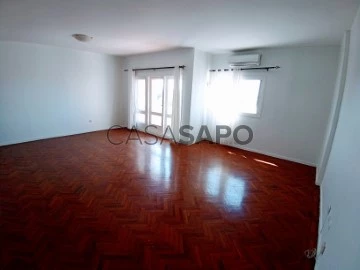 Apartamento T4