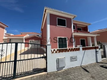 House 4 Bedrooms Duplex