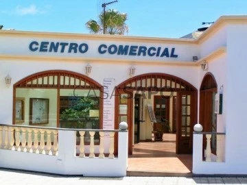 Ver Centro comercial Vista mar, Charco del Palo, Haría, Lanzarote, Charco del Palo en Haría