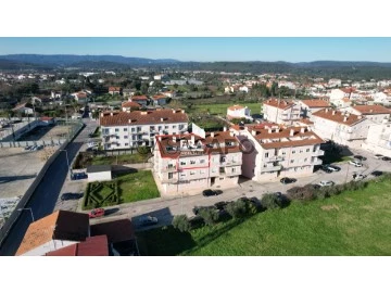 Ver Apartamento T2 Duplex Com garagem, Lousã e Vilarinho, Coimbra, Lousã e Vilarinho na Lousã