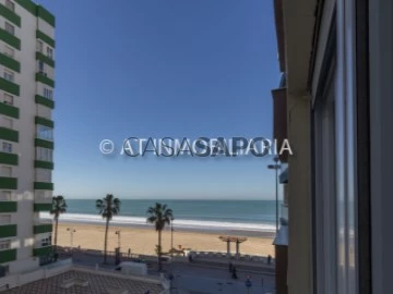 Veure Pis 3 habitacions Vista mar, Playa Victoria, Cádiz, Playa Victoria en Cádiz