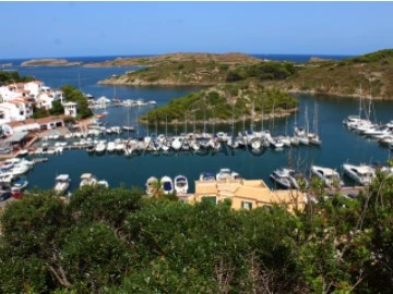 Veure Sòl urbà, Coves Noves, Es Mercadal, Menorca, Coves Noves en Es Mercadal