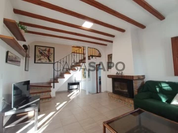 See Rustic House 4 Bedrooms Duplex With garage, Torreblanca, Castellón in Torreblanca