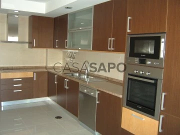 See Apartment 2 Bedrooms With garage, Esgueira, Aveiro, Esgueira in Aveiro