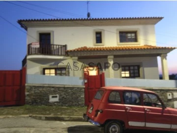 Ver Moradia T4 Duplex Com garagem, Mirandela, Bragança em Mirandela