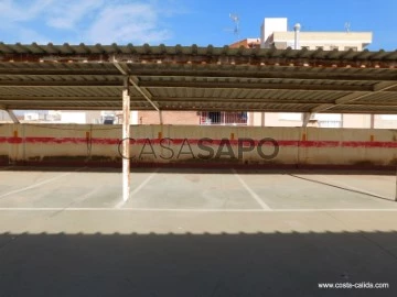 Veure Plaça de pàrquing, Puerto de Mazarron, Mazarrón, Murcia, Puerto de Mazarron en Mazarrón