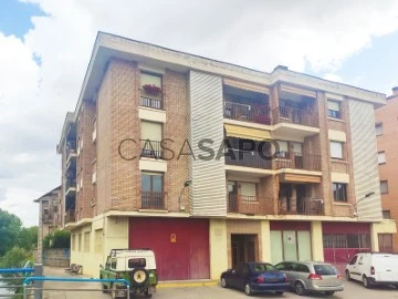 Ver Piso 4 habitaciones, Triplex Con garaje, Graus, Huesca en Graus