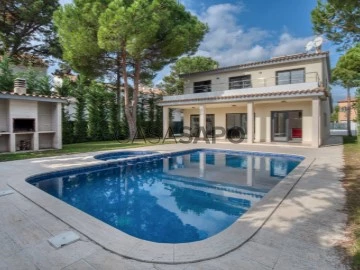 Veure Casa 5 habitacions Amb garatge, SAgaro, Castell-Platja dAro, Girona, SAgaro en Castell-Platja dAro