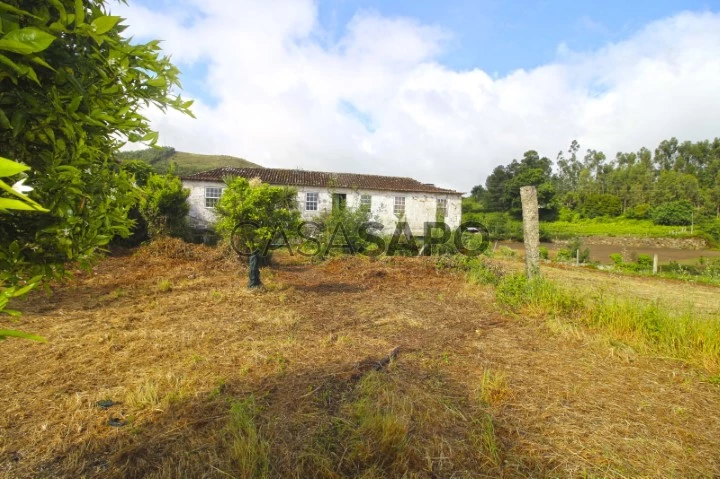 Casa centenária - Castelo de Paiva