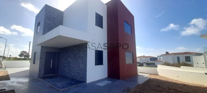 Moradia T4 Duplex para comprar em Mafra