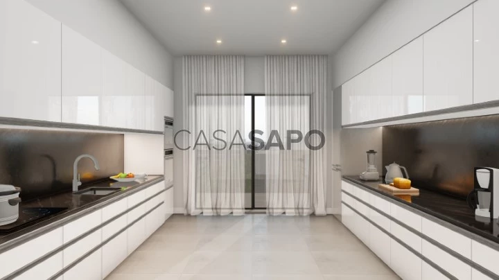 Apartamento T4 para comprar em Loulé