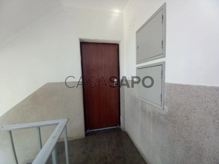 Apartamento T1 Triplex para comprar em Vila Franca de Xira