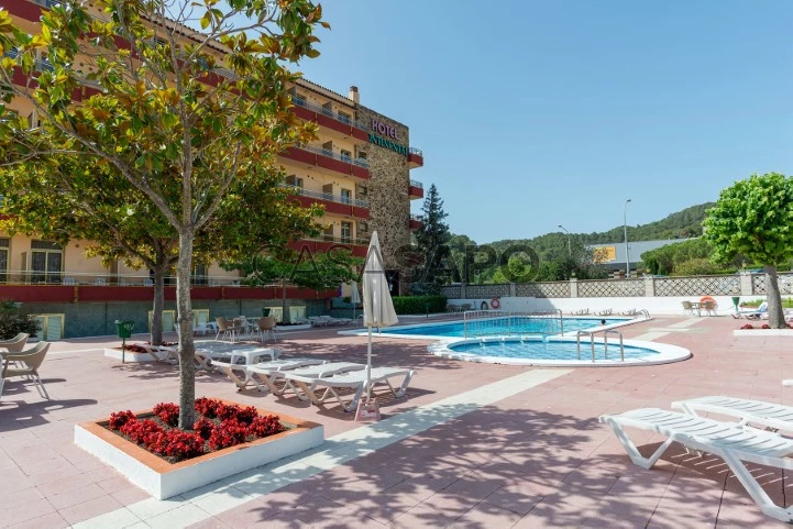 For-Sale-Turistic-Hotel-Costa-Brava-Tossa-de-Mar-Center-Girona-Catalonia-Spain-Tree-Stars-94-rooms-.02