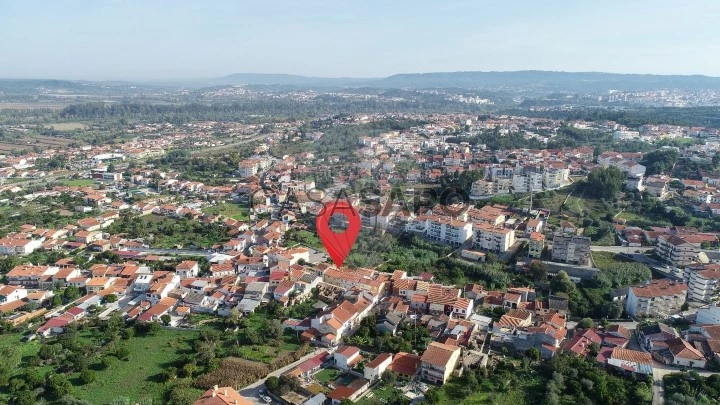 Moradia T4 para comprar em Coimbra