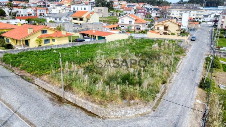 Terreno para comprar em Vila Nova de Gaia