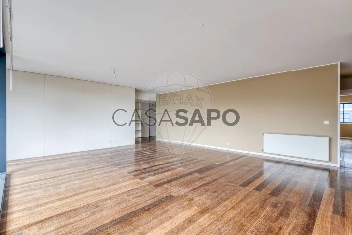 Apartamento T4 para comprar em Vila Nova de Gaia