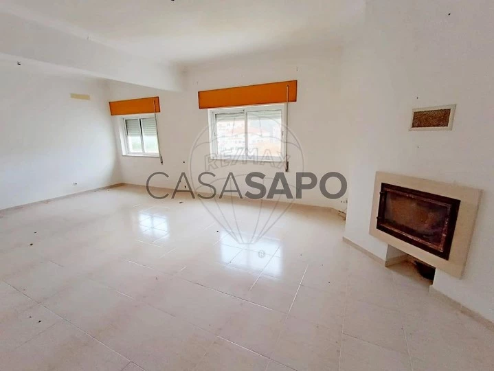 Apartamento T3 para comprar na Azambuja