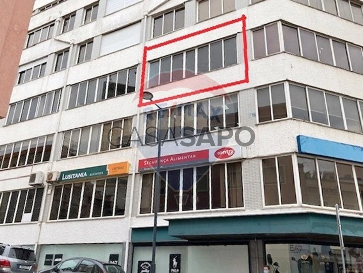 Escritório para comprar em Aveiro