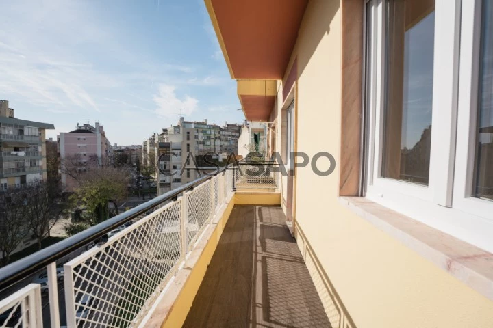 Apartamento T3 para comprar / alugar em Lisboa