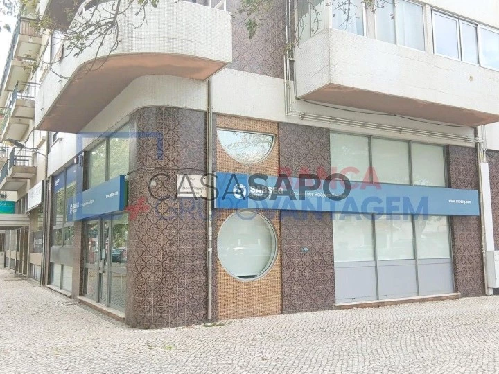 Comercial para comprar em Aveiro