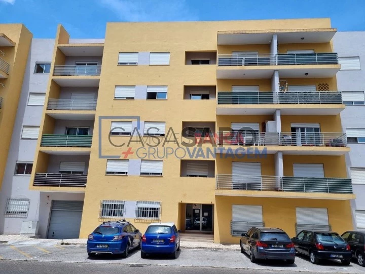 31 Lojas no Distrito de Setúbal, Barreiro e Lavradio - CASA SAPO - Portal  Nacional de Imobiliário