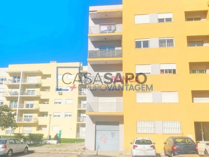 Apartamento T2 para comprar no Barreiro