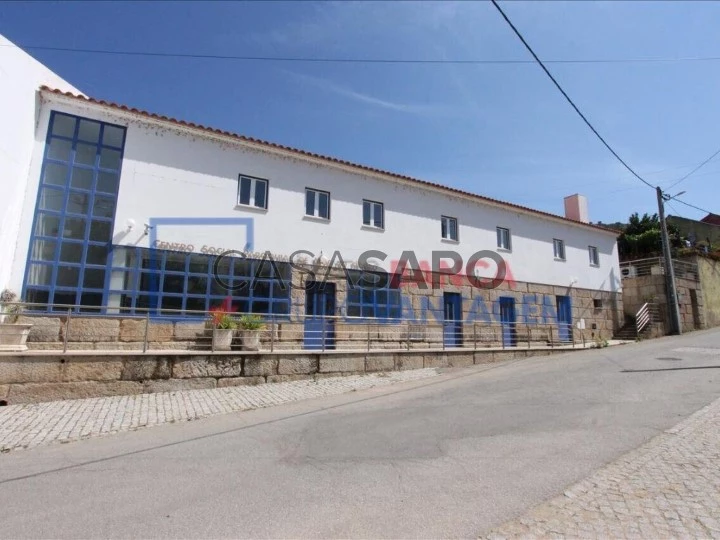 Comercial para comprar em Vila Nova de Foz Côa